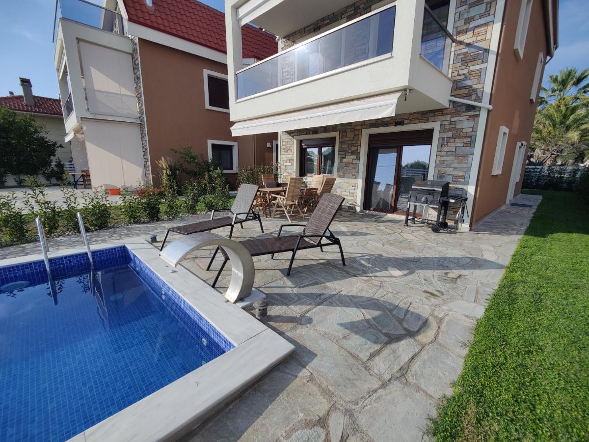 Villa Cassiopeia Nikiti  Luaran gambar